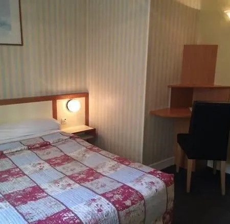 Marena 3* Paris
