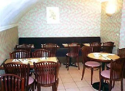 马雷娜酒店